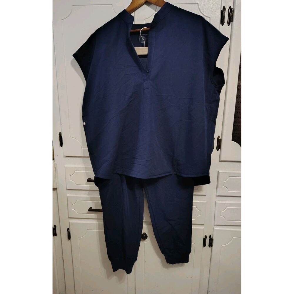 FIGS Scrub Set Womens XL Rafallea Navy Blue Top & XLP Jogger Style Pants